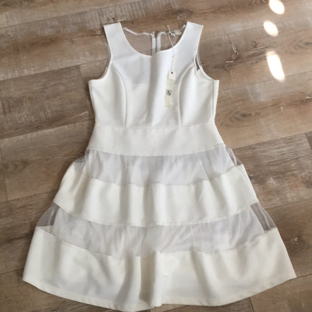 NWT✨ Ya Los Angeles Dress new with tag